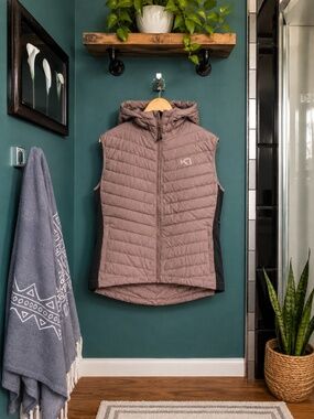 Kari Traa Eva- Down  Vest- Women's- SZ XL NWT-Taupe colour